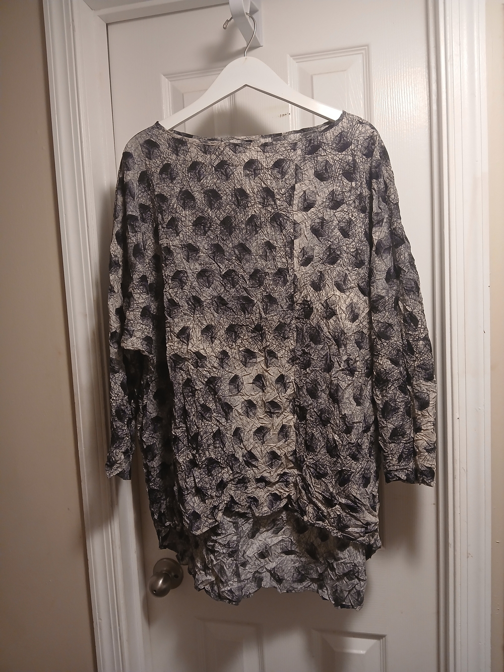 Babette Crinkle Black & Gray Scribble Print Tunic Top Sz.S